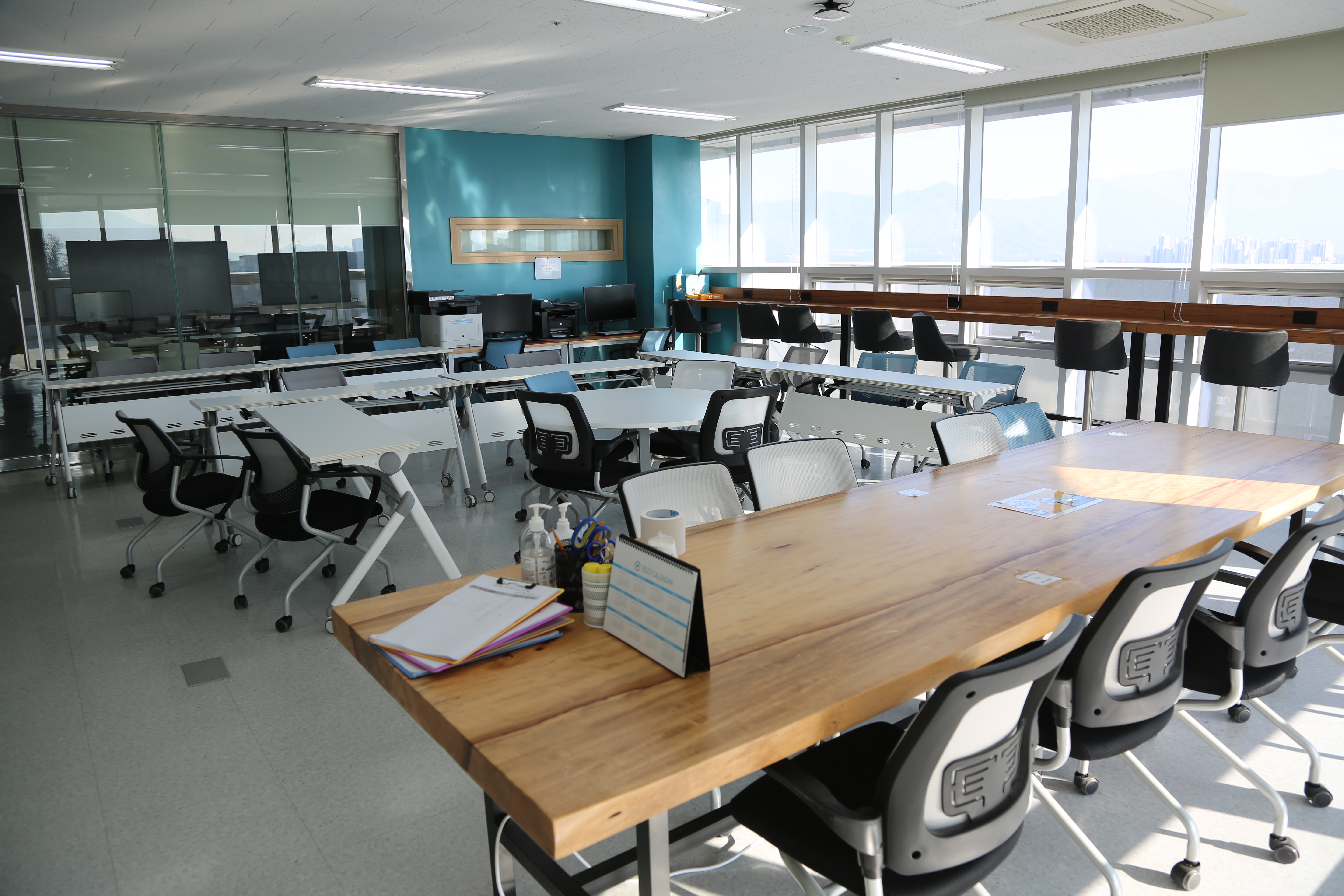 ※C.A.F.E ( Creative And Fun Education ) (산학협력관 4층 22405)(IMG_0479.JPG)