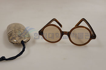 안경-.jpg 이미지